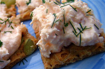 The Weald Smokery's smoked trout and salmon p&acirc;t&eacute;