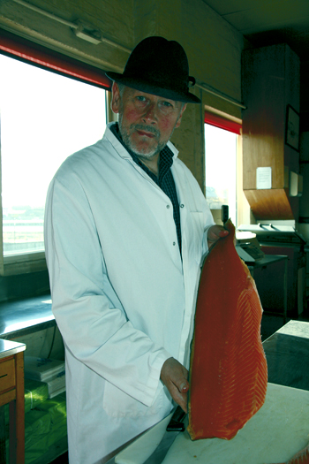 Home-Smoked Salmon: An insightful look into "Grimsby style" salmon smoking