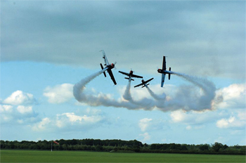 Aerobatic excitement with The Blades