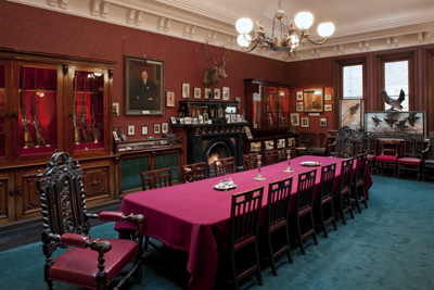 Purdey seek stag heads for its Mayfair showroom