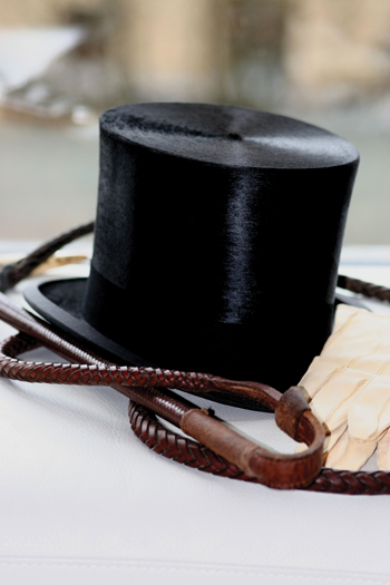 How to restore and keep silk top hats